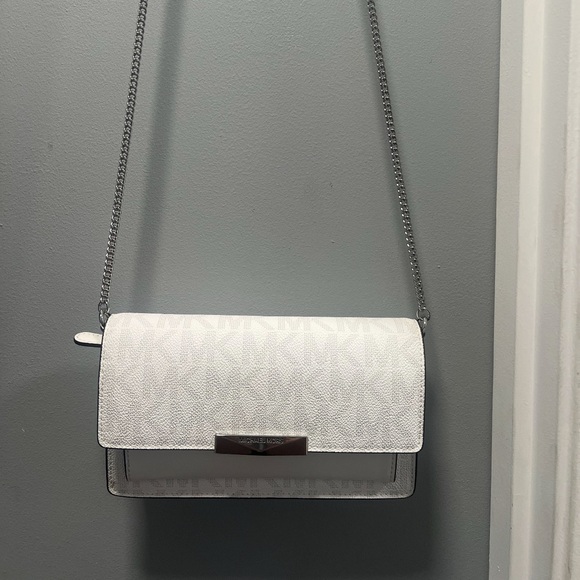 Michael Kors White Crossbody Bag - Picture 1 of 2
